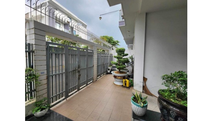 Nhà phố 5 tầng 190m2 (10x19m) Bình Hưng Bình Chánh đường 10m giá nhỉnh 12 tỷ