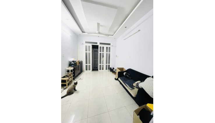 Bán nhà hẻm 42m2 Dương Bá Trạc 2 tầng phường 1 quận 8 chỉ nhỉnh 5 tỷ