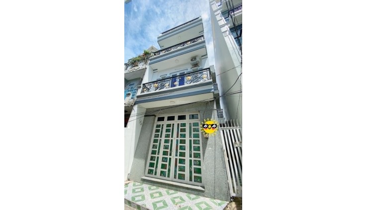 Bán nhà Quận 8 - gần Cầu Chà Và - 4 tầng - 95m2 - 6PN - chỉ nhỉnh 5 tỷ - không quy hoạch