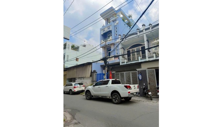 BÁN NHÀ 3 TẦNG - 48m2 - HẺM XE HƠI - SÁT CHỢ TÂN HƯƠNG - NHỈNH 5 TỶ