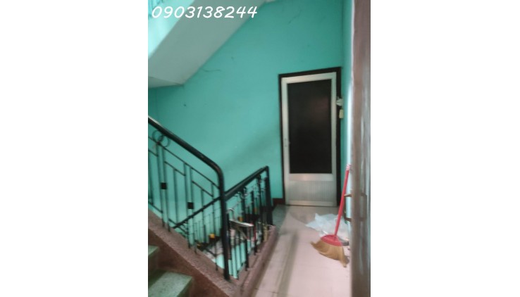 Ngộp nặng bán Gấp, HXH ngay TT Tân Bình, 3 tầng, 139m2 trên dưới 70tr/m2