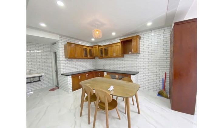 BÁN NHÀ 3 TẦNG– NGANG HIẾM 7M – SỔ ĐẸP HOÀN CÔNG ĐỦ – CHỈ 5 TỶ