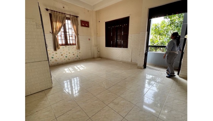 Mặt tiền Bùi Minh Trực 6,8x30 Nở hậu 189m2 chỉ 23 tỷ 5