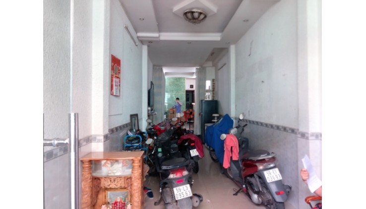 Mặt tiền Đỗ Ngọc Quang Nở hậu 3.8x20 chỉ 9 tỷ 9
