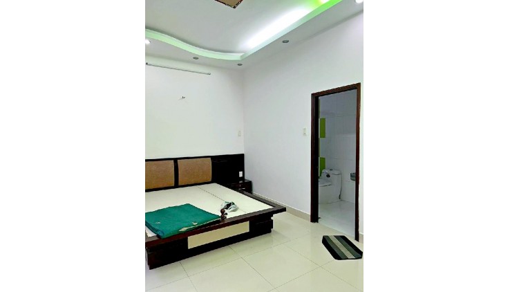 Mặt tiền đường số Ba tơ 5x19 đúc 4 tầng chỉ 9 tỷ