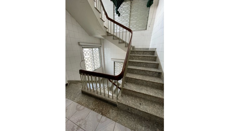 Mặt tiền kinh doanh Ba Đình 6x23 sổ riêng 6 tầng chỉ 19 tỷ