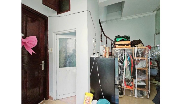 Bán nhà hẻm 8m, Nguyễn Văn Thương, P25, Bình Thạnh, 60m2, 3 tầng, ngang 5,6m.