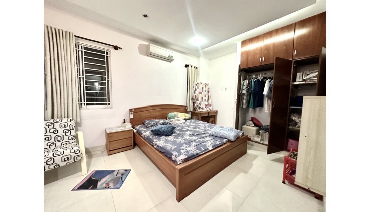 Bán nhà căn Góc Lam Sơn - Phan Đăng Lưu - 18x10m, 2 Tầng cũ, 1 đời chủ, giảm 39.9 tỷ.