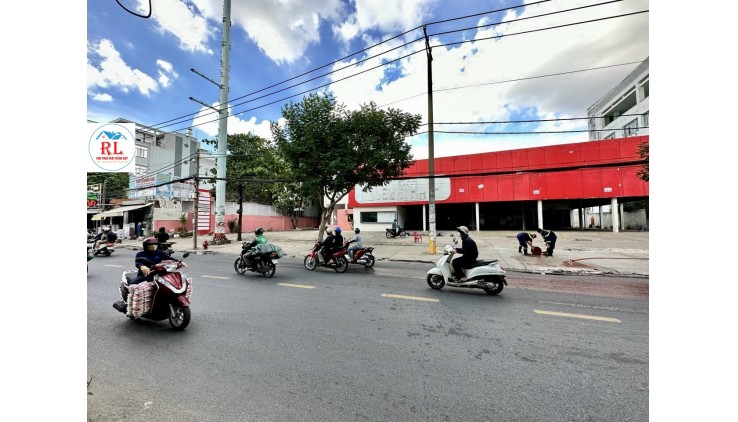 Cho Mặt Bằng 856 Âu Cơ, Phường 14, Quận Tân Bình, TPHCM.DT:1.859m2 - Giá 550 Triệu