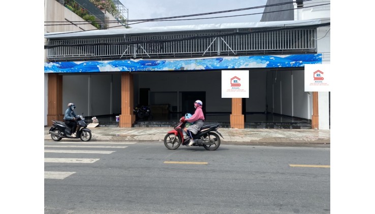 Cho Thuê Mặt Bằng Mặt Tiền tại Quận Gò Vấp, TPHCM_DT:17.5m x 27m (Nở hậu 20m). Giá 199 Triệu