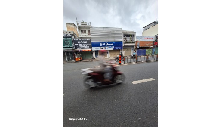 Cho Thuê Nhà Mặt Tiền Phan Văn Trị, Phường 10, Quận Gò Vấp_Diện tích:8.5m x 17m.