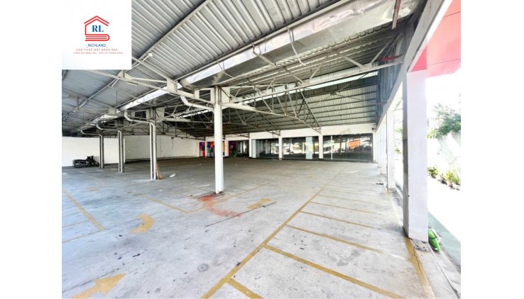 Cho Mặt Bằng 856 Âu Cơ, Phường 14, Quận Tân Bình, TPHCM.DT:1.859m2 - Giá 550 Triệu