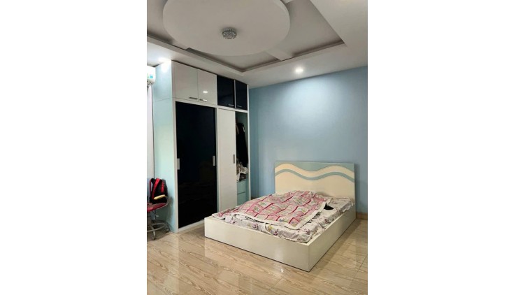 Bán Gấp Biệt Thự góc 2 mặt tiền Cộng Hòa Tân Phú 92m2 ,5 Tầng Thang máy Nhỉnh 15 tỷ
