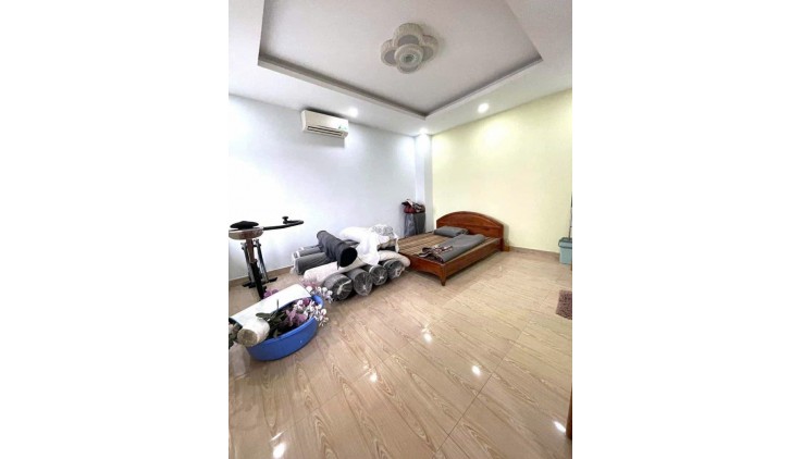 Bán Gấp Biệt Thự góc 2 mặt tiền Cộng Hòa Tân Phú 92m2 ,5 Tầng Thang máy Nhỉnh 15 tỷ