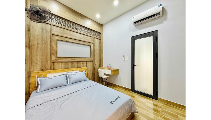 Nhà bán đường Thống Nhất, Gò Vấp, nội thất đẹp, DT 36m2, 2 tầng, sổ vuông đẹp, 4.450 tỷ có TL
