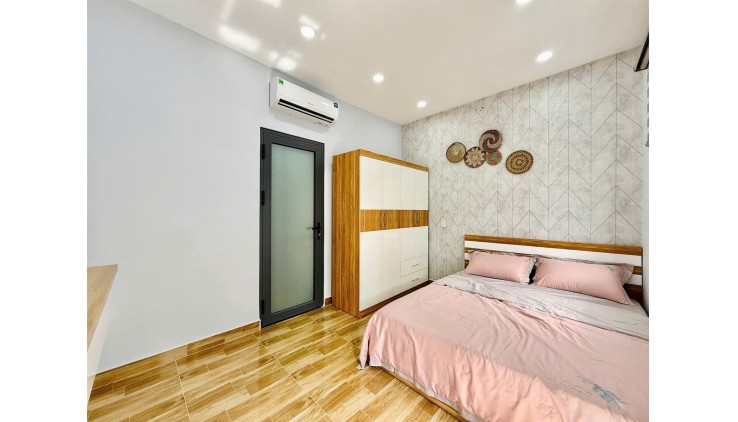 Nhà bán đường Thống Nhất, Gò Vấp, nội thất đẹp, DT 36m2, 2 tầng, sổ vuông đẹp, 4.450 tỷ có TL
