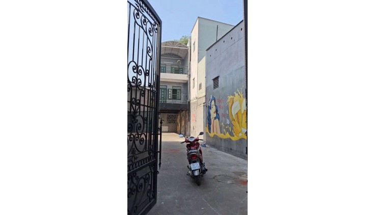 Cho Thuê Nhà Mặt Tiền Phan Văn Trị, Phường 10, Quận Gò Vấp_Diện tích: 368m2_Giá 85 triệu