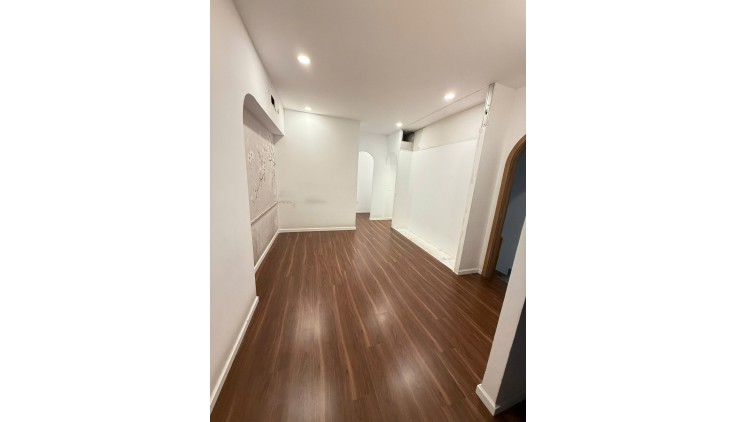 Cho thuê Nhà Mặt Tiền Cityland Mặt Tiền Phan Văn Trị- Gò Vấp. DT:5mx20m Trệt 4 Lầu_Giá 70 triệu