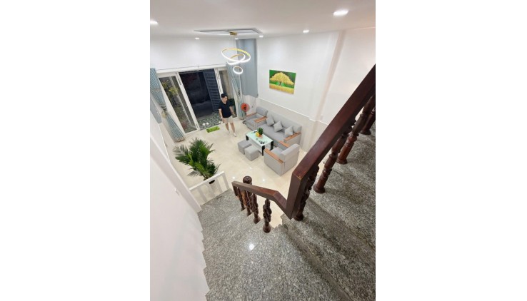 Khai Xuân Siêu Phẩm  nhà Lý Thánh Tông Tân Phú hẻm xe hơi 44m2,2 Tầng Nhỉnh 4 tỷ