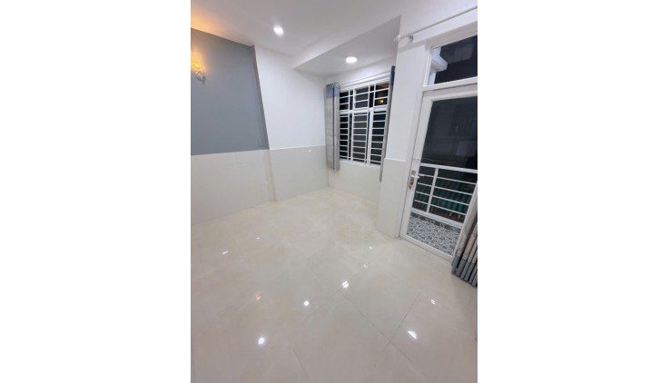 Khai Xuân Siêu Phẩm  nhà Lý Thánh Tông Tân Phú hẻm xe hơi 44m2,2 Tầng Nhỉnh 4 tỷ