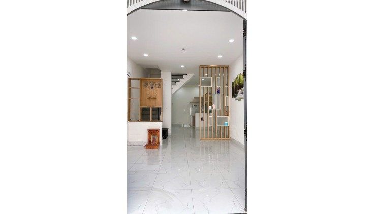 Khai Xuân Ất Tỵ nhà Nguyễn Súy Tân Phú hẻm x tải vào nhà 44m2,3 Tầng Nhỉnh 4 tỷ