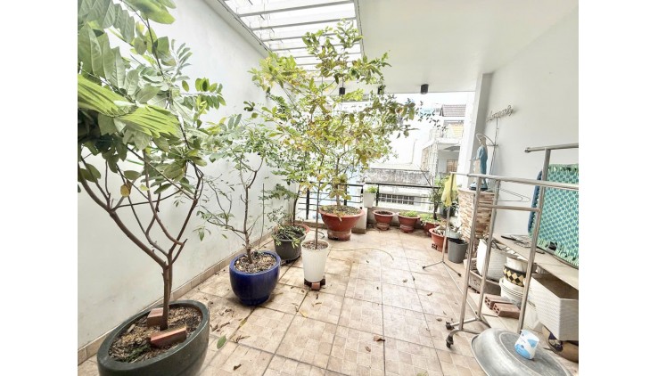 BÁN NHÀ , HẺM XE HƠI , 3 TẦNG 75M2, LẠC LONG QUÂN, TÂN BÌNH - GIÁ 8.4 TỶ - SỔ ĐỎ CHÍNH CHỦ