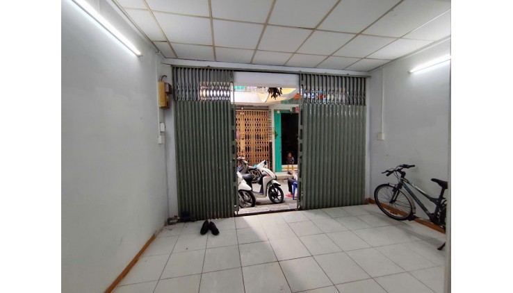 NHỈNH 3 TỶ - 31M2 - 1 LẦU - 3PN KO LỘ GIỚI KO QUI HOẠCH