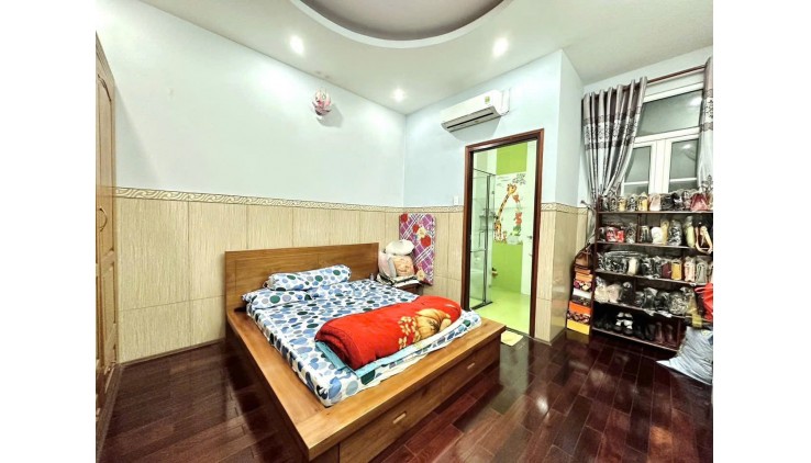 BÁN NHÀ BÌNH THẠNH - P25 - 4 X 18 - XE HƠI NGỦ NHÀ - 5 TẦNG HOÀN CÔNG ĐỦ - LÀNG ĐẠI HỌC D5 - GIÁ 9.99 TỶ THƯƠNG LƯỢNG