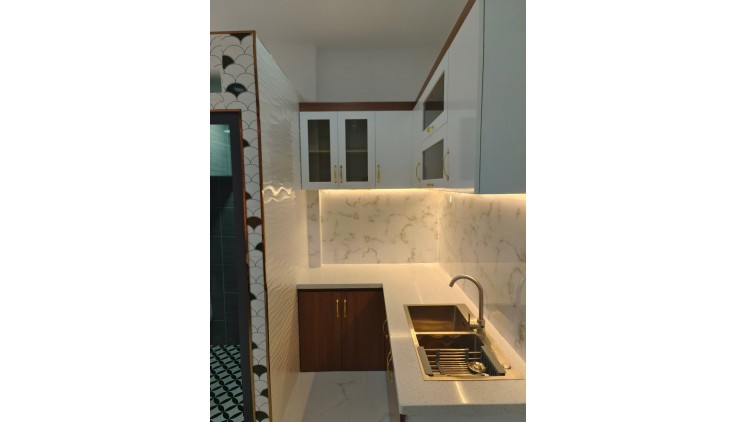 BÁN NHÀ GÒ VẤP_ HXH 1 TRỤC_  CÁCH 30M RA MẶT TIỀN ĐƯỜNG _ GIÁ NHỈNH 5 TỶ.
