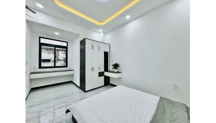 BÁN NHÀ CHÍNH CHỦ - 3PN LỚN - NGUYỄN THÁI SƠN - P4 GÒ VẤP - HẺM 4M - SÂN ĐỂ XE THOAI MÁI - TẶNG FULL NỘI THẤT - BÁN 5.75 TỶ - TL