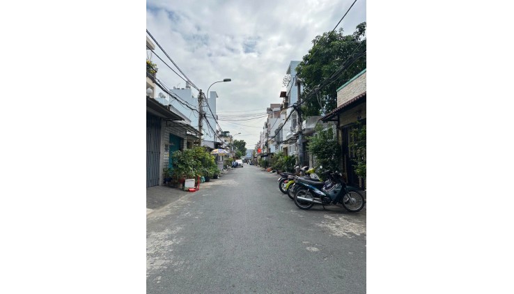 Nhà mặt tiền đường số khu Tân Kiểng. Giá TL 11.8 tỷ.