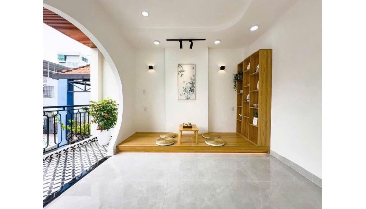 BÁN NHÀ ĐẸP - NGAY TT PHÚ NHUẬN - TRẦN KHẮC CHÂN - 4 TẦNG HẺM 4M - GẦN MT - 3PN - 4WC - BÁN 5.85 TỶ - TL MẠNH