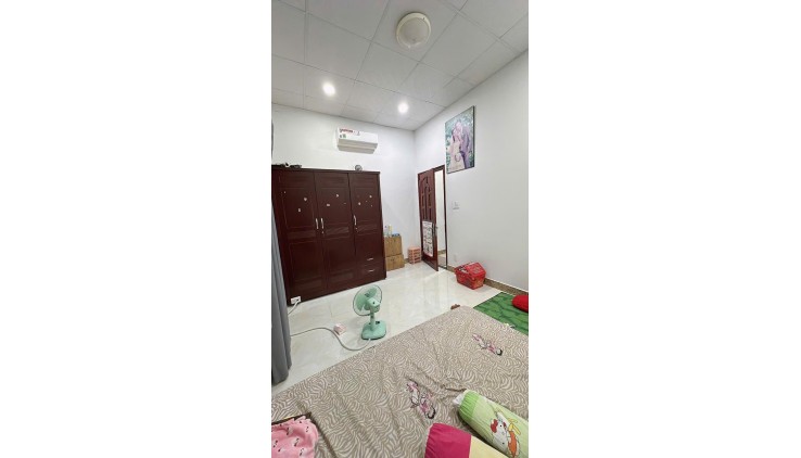 HẺM Ô TÔ THÔNG - GẦN MT ĐƯỜNG - TÂN BÌNH GIÁP GÒ VẤP - 36M2 - 2 TẦNG - NHỈNH 4 TỶ