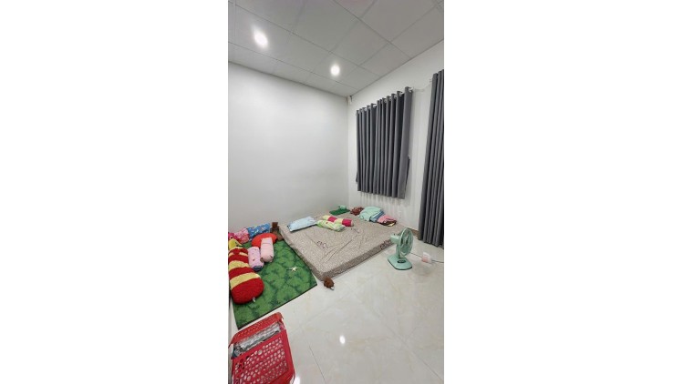 HẺM Ô TÔ THÔNG - GẦN MT ĐƯỜNG - TÂN BÌNH GIÁP GÒ VẤP - 36M2 - 2 TẦNG - NHỈNH 4 TỶ