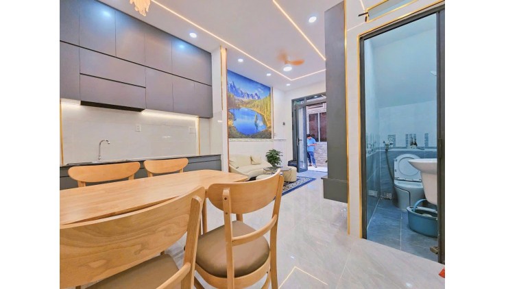 Bán nhà Mega Village Khang Điền, Quận 9, DT 75m2, 3 tầng, 3 phòng ngủ, nhỉnh 7 tỷ