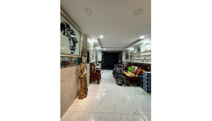 Bán nhà HXH  Bờ Bao Tân Thắng - ngay Aeon Tân phú, 4x20m, 5T -Thang máy 11.9 tỷ
