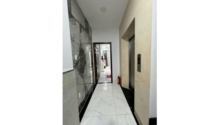Bán nhà HXH  Bờ Bao Tân Thắng - ngay Aeon Tân phú, 4x20m, 5T -Thang máy 11.9 tỷ