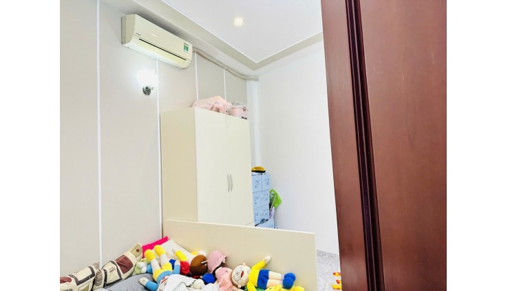 Bán nhà riêng 4 tầng 4 pn Tám Danh,( ĐS 13 củ ) phường 4 quận 8 chỉ nhỉnh 5 tỷ