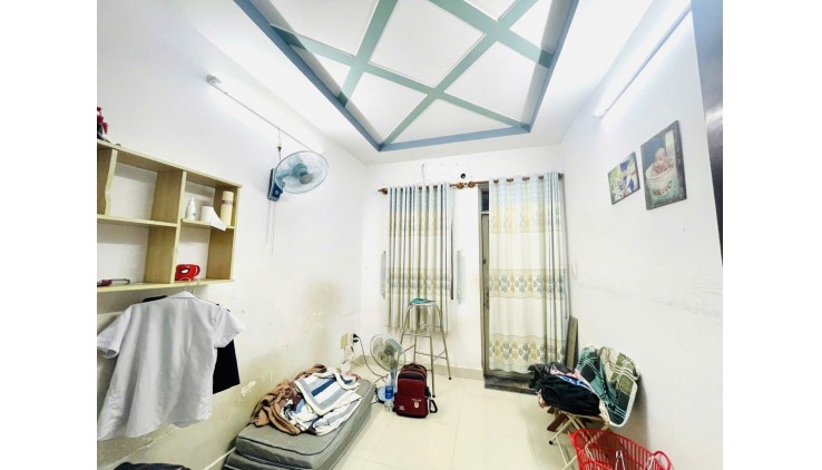 Bán nhà giá rẻ 3 tầng Tám Danh ( ĐS 13 củ ) phường 4 quận 8 chỉ nhỉnh 4 tỷ