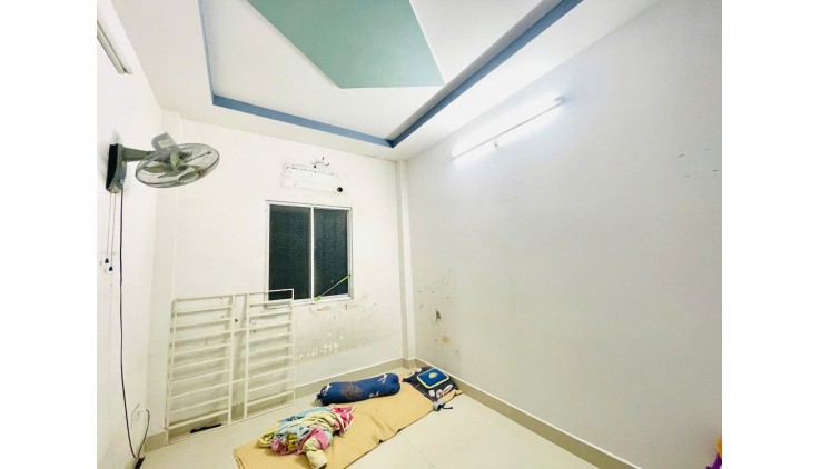 Bán nhà giá rẻ 3 tầng Tám Danh ( ĐS 13 củ ) phường 4 quận 8 chỉ nhỉnh 4 tỷ