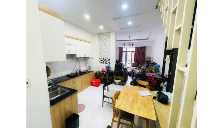 Bán nhà 1/ hẻm 6M Tân Hương quận Tân Phú dtcn 64- 4 x 16-4T chỉ 6,8 tỷ tl