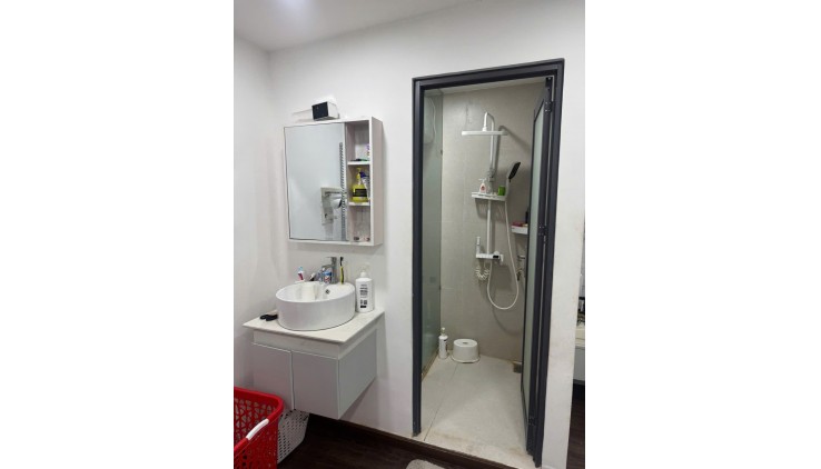 Bán nhà giá rẻ 2 tầng 2pn 2 wc Âu Dương Lân phường 3 quận 8 chỉ nhỉnh 4 tỷ