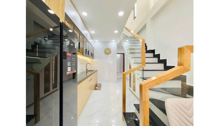 BÁN NHÀ MỚI - CHÍNH CHỦ - HIẾM XE HƠI NGỦ NHÀ - PHAN VĂN TRỊ P11 - 72M2 - BÌNH THẠNH - 3PN LỚN - FULL NỘI THẤT - BÁN 7.15 TỶ