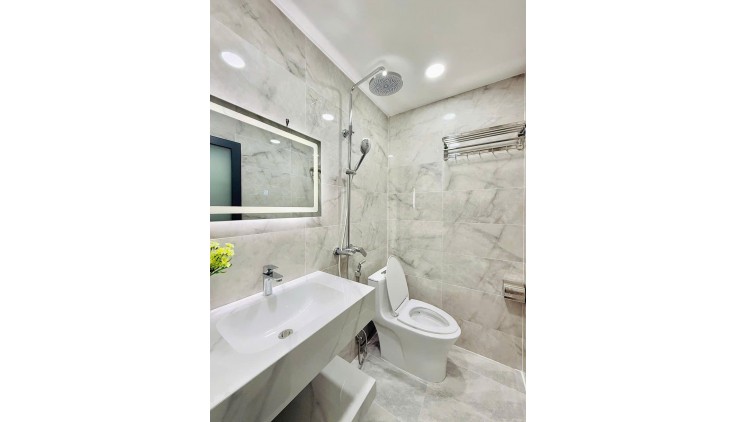 BÁN NHÀ MỚI - CHÍNH CHỦ - HIẾM XE HƠI NGỦ NHÀ - PHAN VĂN TRỊ P11 - 72M2 - BÌNH THẠNH - 3PN LỚN - FULL NỘI THẤT - BÁN 7.15 TỶ