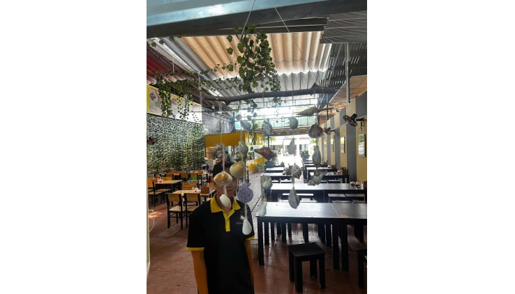SANG NHƯỢNG MẶT BẰNG mặt tiền đường Tăng Nhơn Phú , gần trường CĐ Công Thương