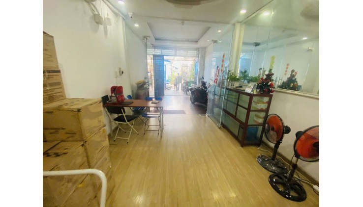 QUÁ HOTTTT

Chủ gấp bán  VÀ   hiểu thị trường  NÊN giảm sâu thêm 1 tỷ (TỔNG GIẢM 4,5 TỈ SO VỚI GIÁ CŨ CÁCH ĐÂY 1 NĂM LÀ 18,5 TỈ.
 Giá chào mới 14