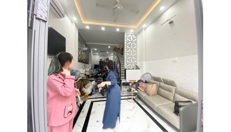 HẺM XE TẢI - GẦN MẶT TIỀN - 4 TẦNG- NỞ HẬU TÀI LỘC - GÒ VẤP- NHỈN 7 TỈ