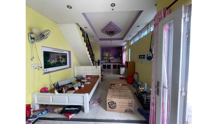 Thủ Đức ! CHO THUÊ MB – Nhà N/C GÓC 2 MT đường khu kinh doanh sầm uất, THUÊ CHỈ 25 tr ( 4m x 14m ), Tel : 0936099062 ( chính chủ )
