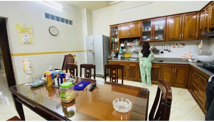BÁN NHÀ MẶT PHỐ VĂN CAO TÂN PHÚ  DT 4.1M X 31M DÀI- 139M - 3 TẦNG GIÁ 20.5 TỶ TL