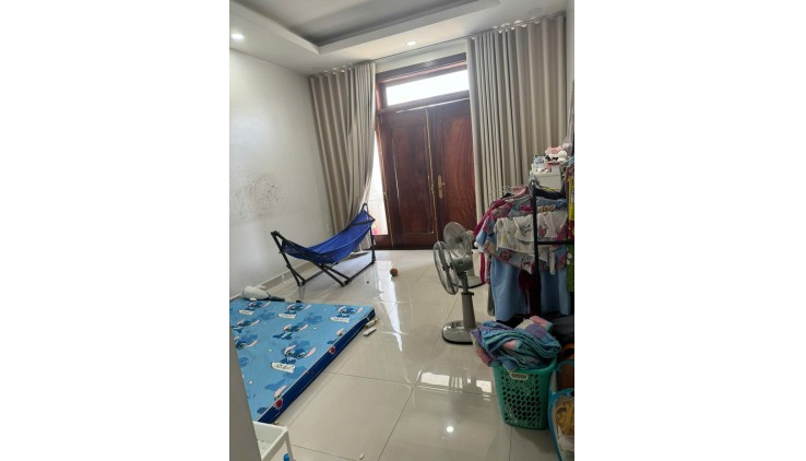 Cần cho thuê 2 phòng trong nhà nguyên căn Địa chỉ 62/1b đường 27 Hiệp Bình Chánh Thủ Đức